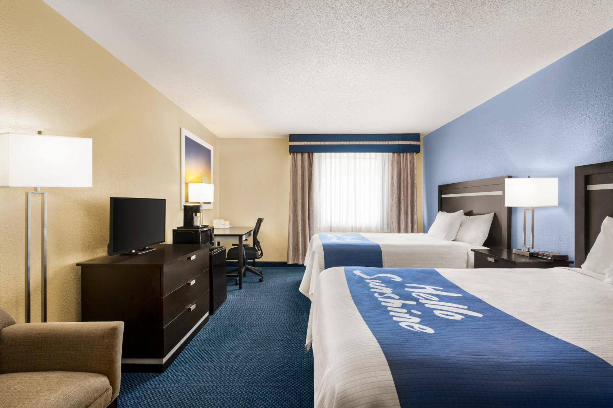 The Cayuga Inn At The Finger Lakes Auburn Bagian luar foto