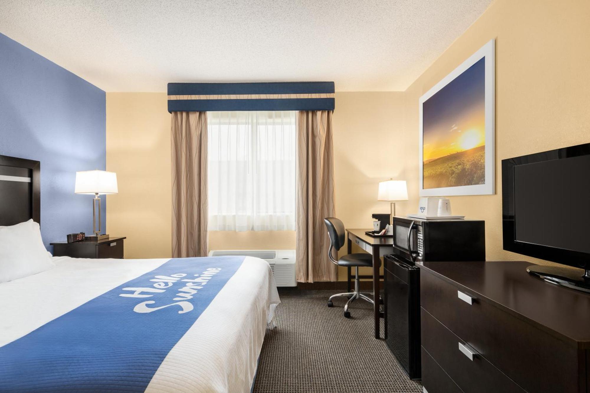 The Cayuga Inn At The Finger Lakes Auburn Bagian luar foto
